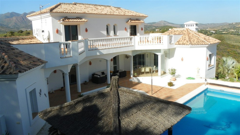 Mijas Costa, Costa del Sol, Málaga, Spain - Villa - Detached