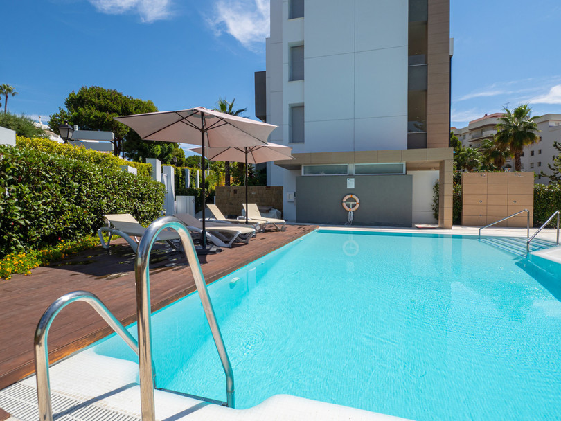 Puerto Banús, Costa del Sol, Málaga, Spain - Apartment - Middle Floor