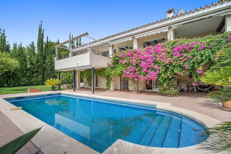 Guadalmina Alta, Costa del Sol, Málaga, Spain - Villa - Detached