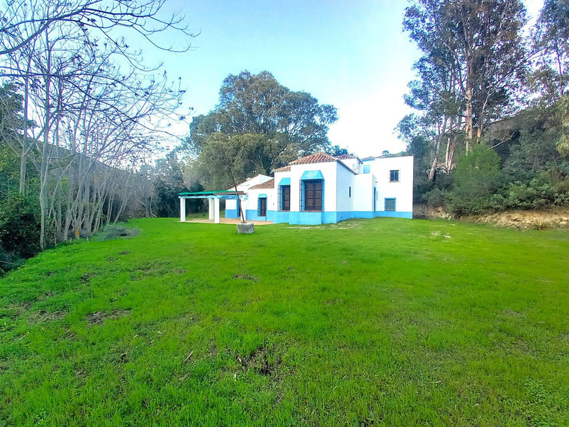 Casares, Costa del Sol, Málaga, Spain - Villa - Detached