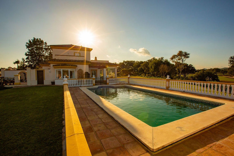 San Roque, Costa del Sol, Cádiz, Spain - Villa - Detached