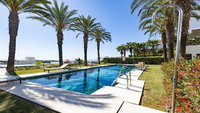 Casares, Costa del Sol, Málaga, Spain - Apartment - Middle Floor