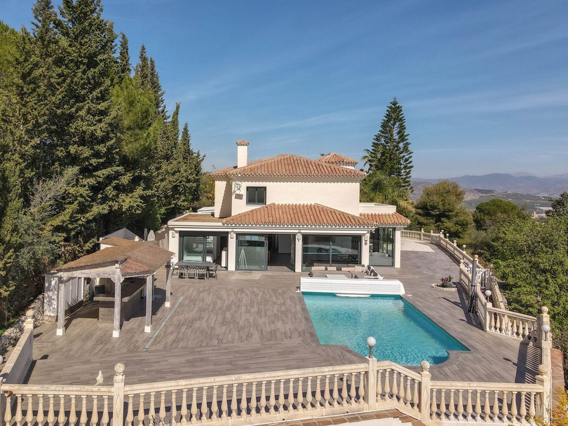 Alhaurín de la Torre, Costa del Sol, Málaga, Spain - Villa - Detached