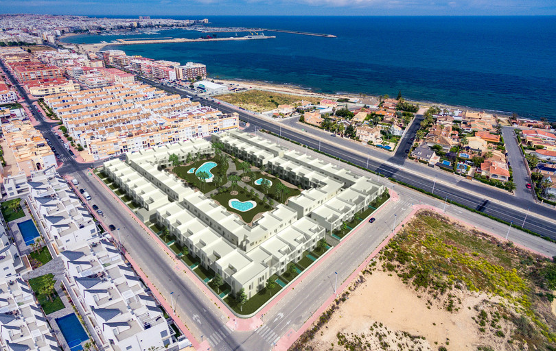 New bungalow apartments under construction in the Veletan area of the Costa Blanca in Torrevieja.