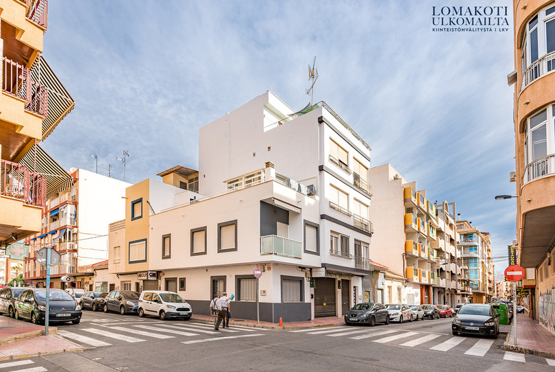 Torrevieja center 100 m to the beach