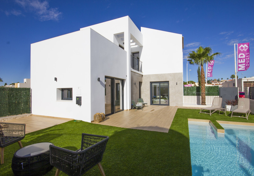 A villa that is a truly stunning modern, traditionally styled Mediterranean home